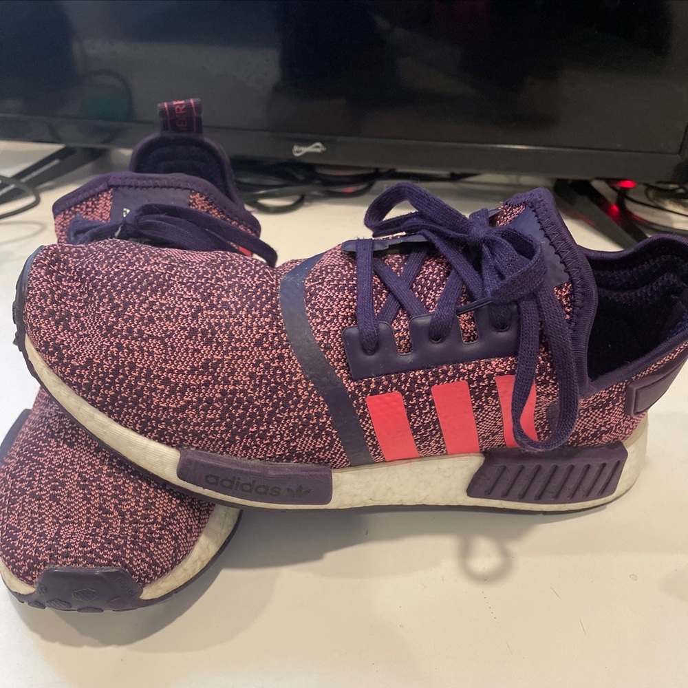 ADIDAS ORIGINALS NMD_R1 SHOES PURPLE/RED F34421 Size 6.5 Women Running